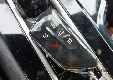 2024 Volkswagen Atlas Cross Sport 2.0T Se W/Technology из США, поврежденный, VIN 1V2HE2CA3RC201681